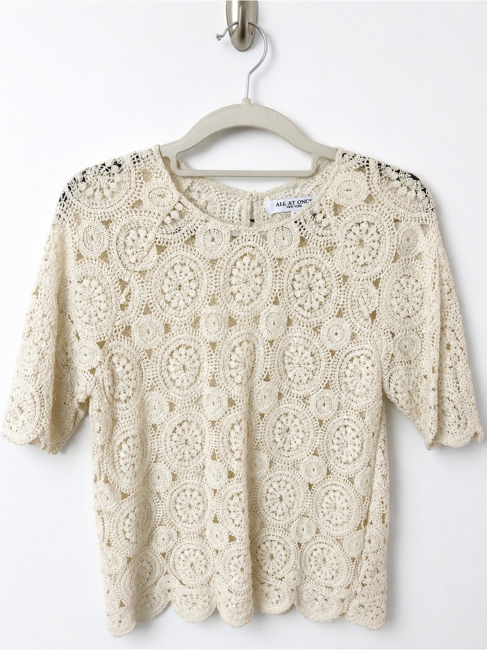 All At Once New York Ivory Crochet Lace Top Size Medium Boho Scalloped